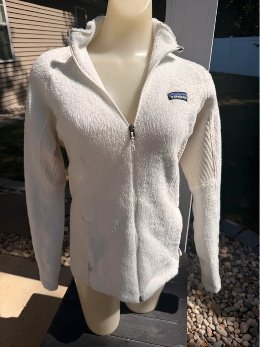 Patagonia fleece white womens